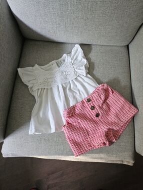 Joie White Eyelet Flutter Sleeve Top & Pink Houndstooth Button Shorts Set